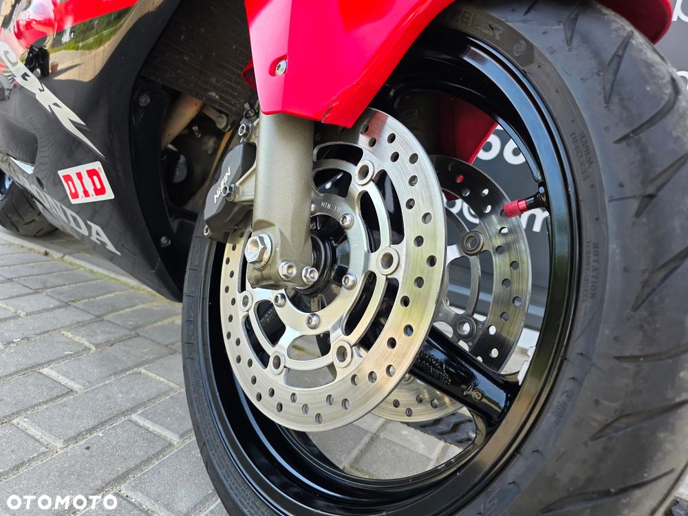 Honda CBR - 26