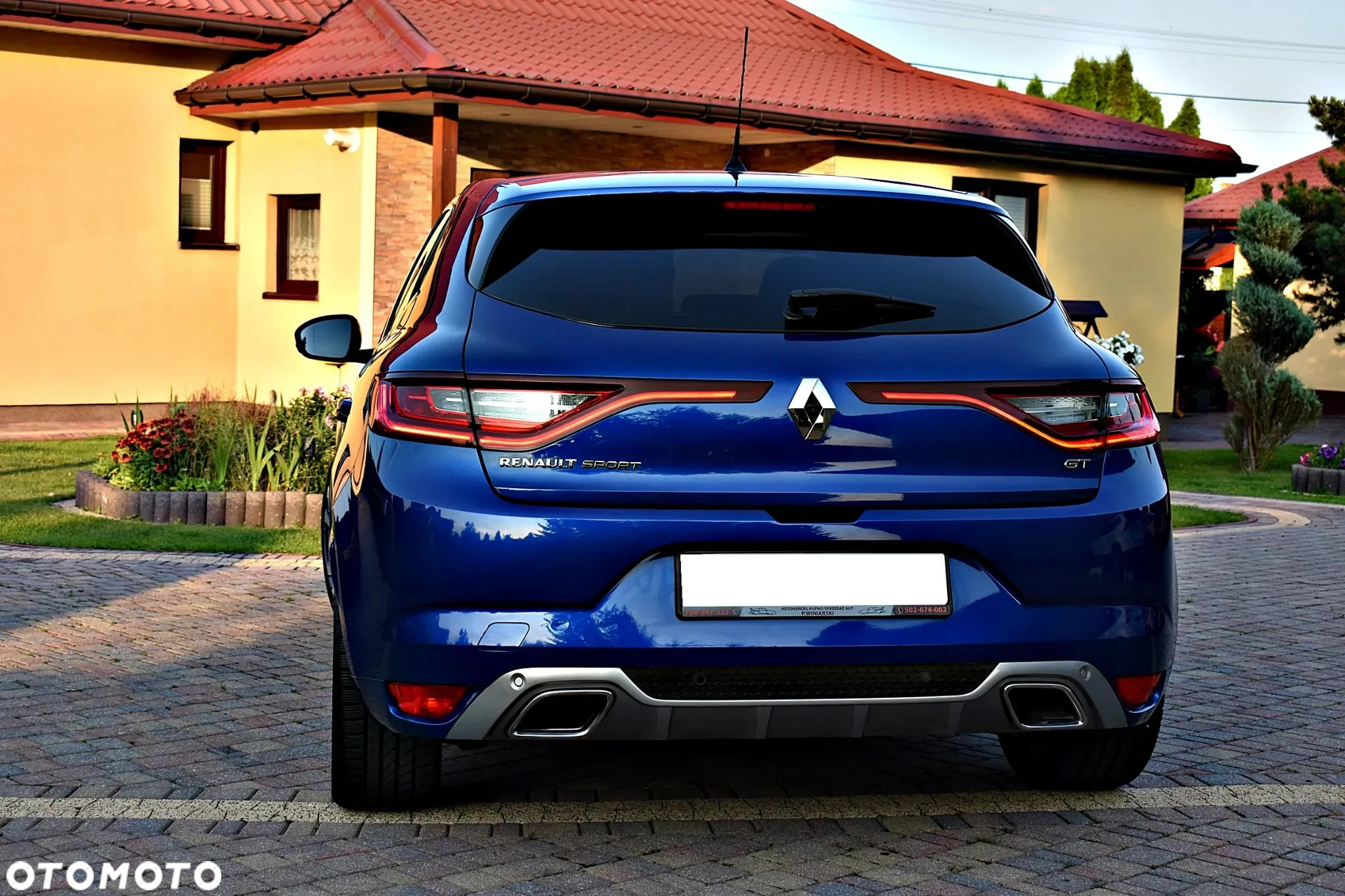 Renault Megane ENERGY TCe 205 EDC GT - 5