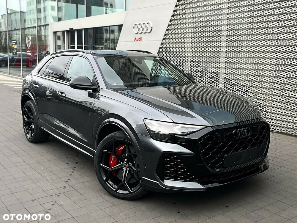Audi RS Q8 - 33