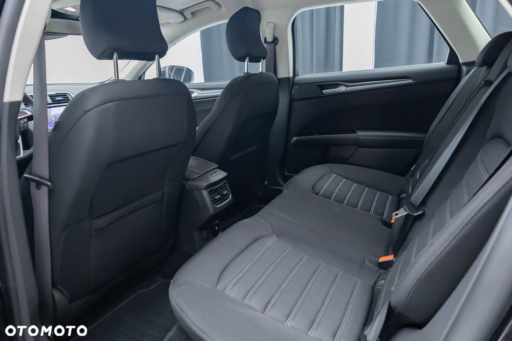 Ford Mondeo 2.0 EcoBlue Titanium - 37