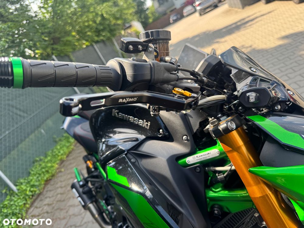 Kawasaki Z 900 - 12