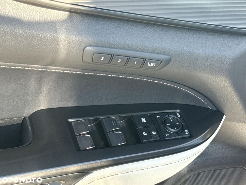 Lexus NX - 9