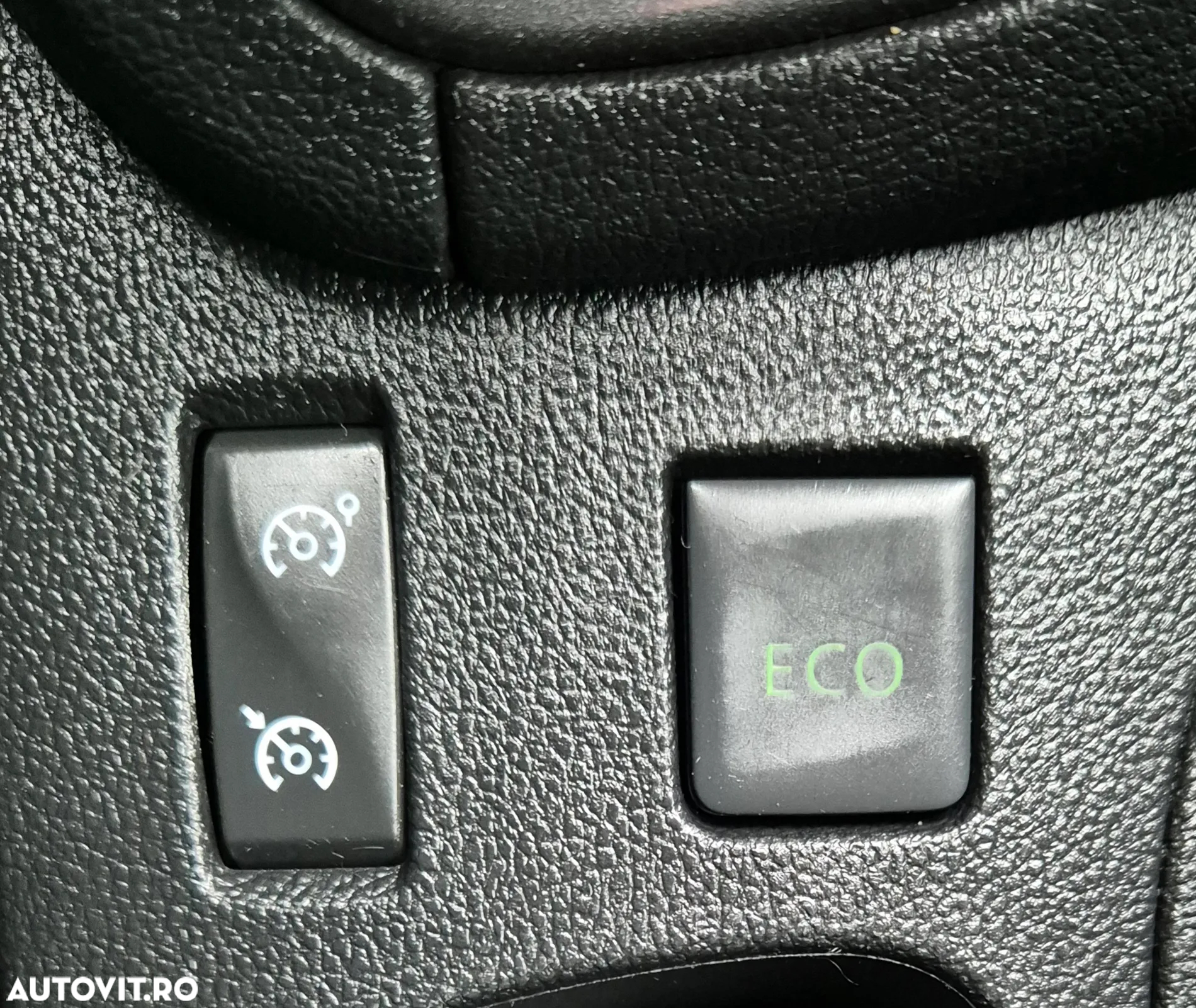 Renault Clio (Energy) dCi 90 Start & Stop LIMITED - 24