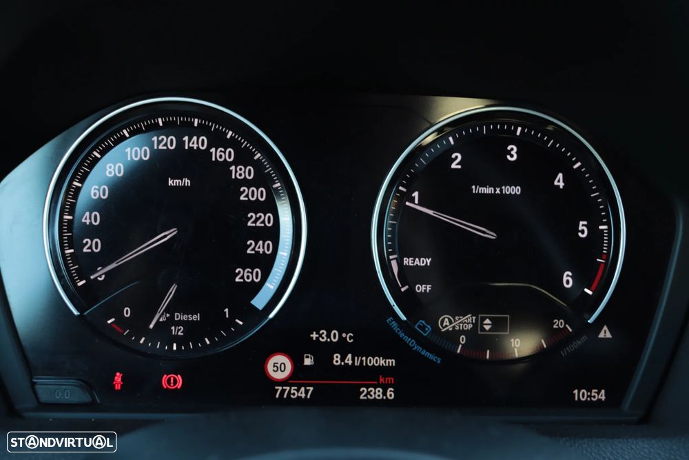 BMW 118 d Pack M - 30