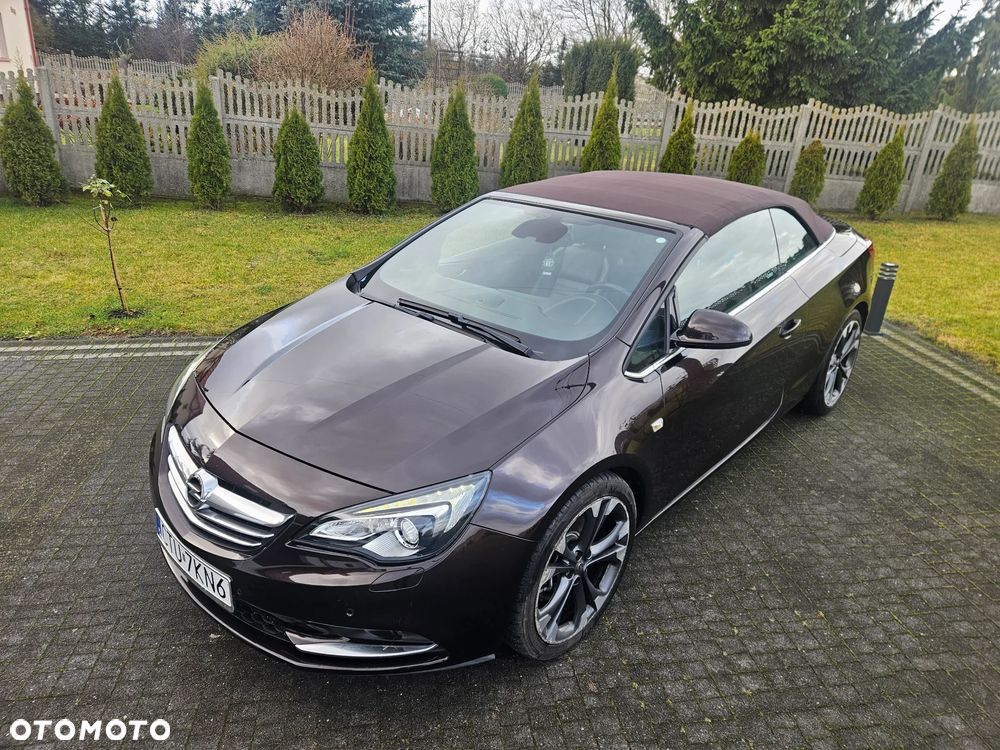 Opel Cascada - 1