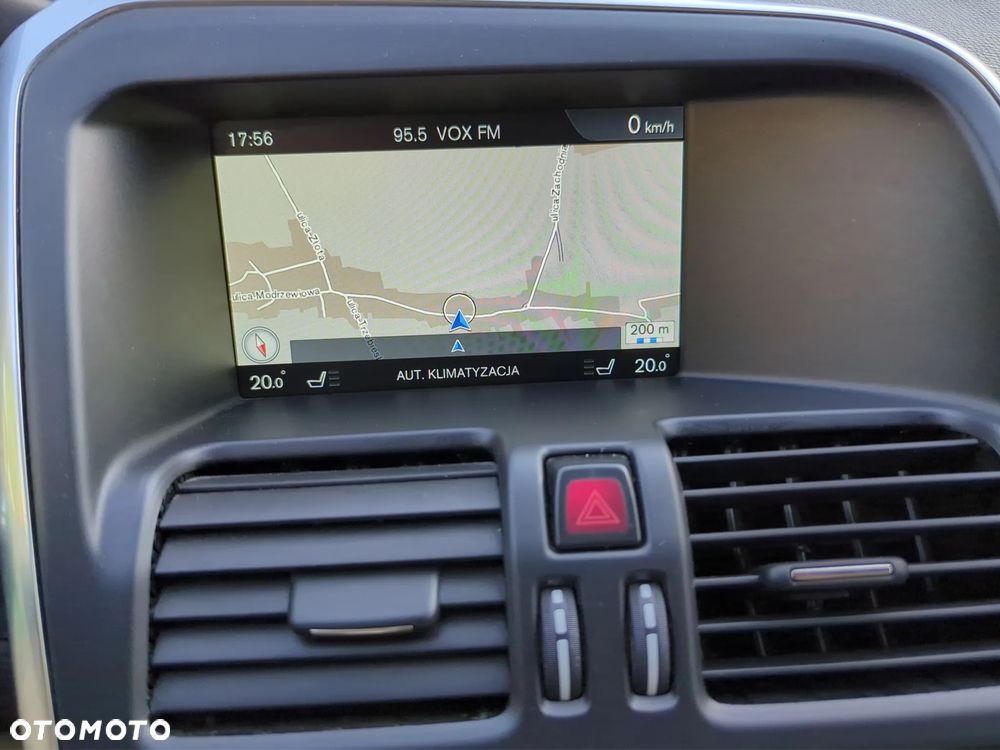 Volvo XC 60 - 16