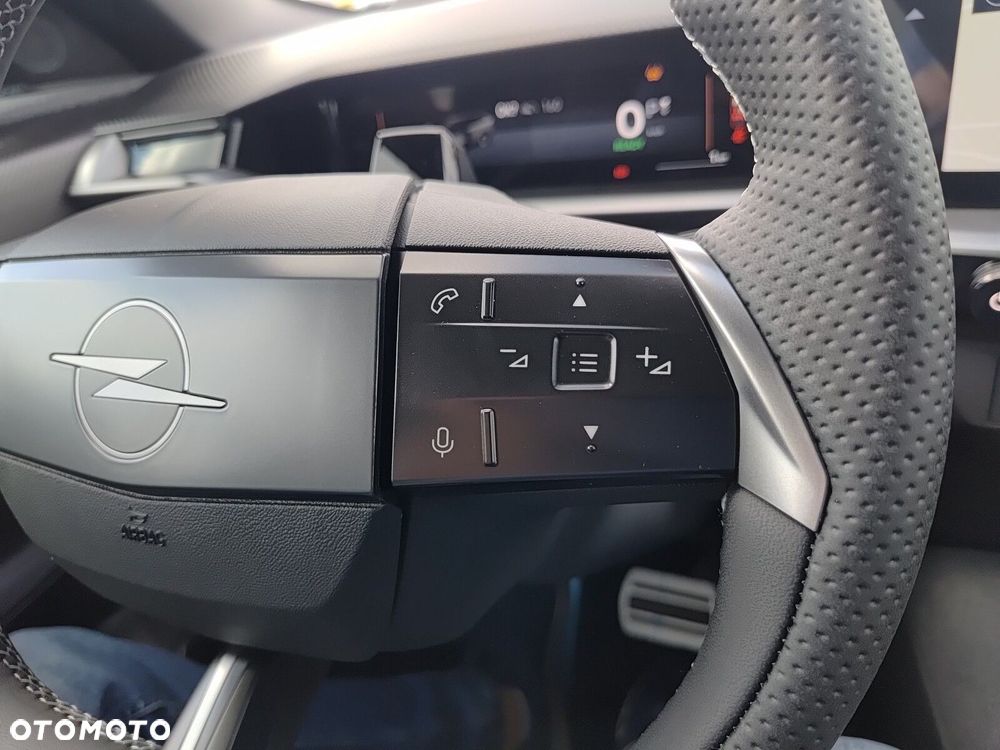 Opel Grandland - 26