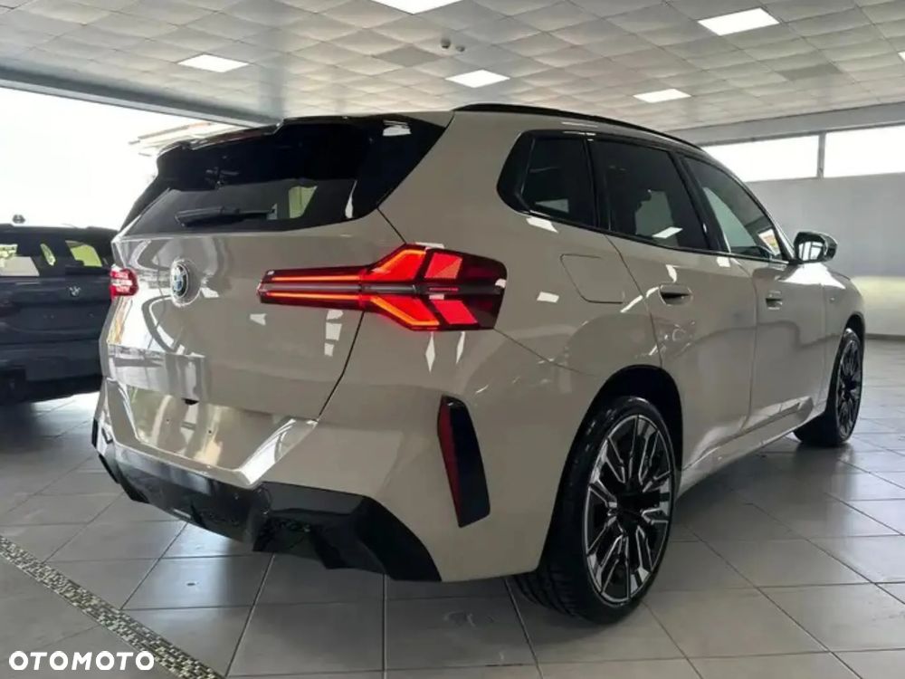 BMW X3 xDrive20 mHEV - 2