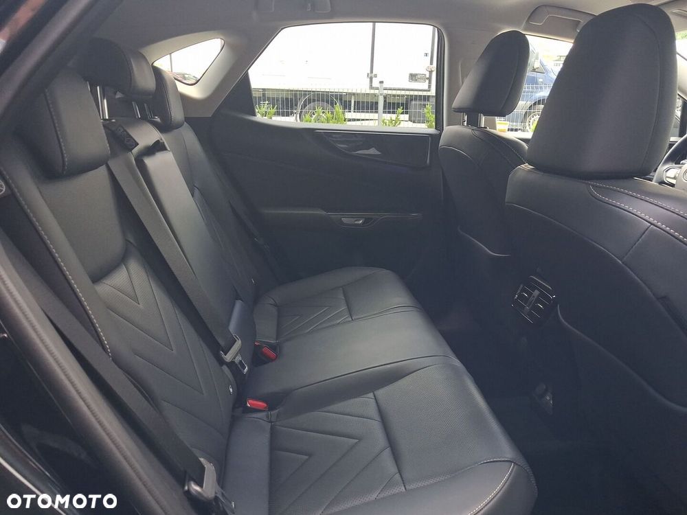 Lexus NX 350h Prestige AWD - 12
