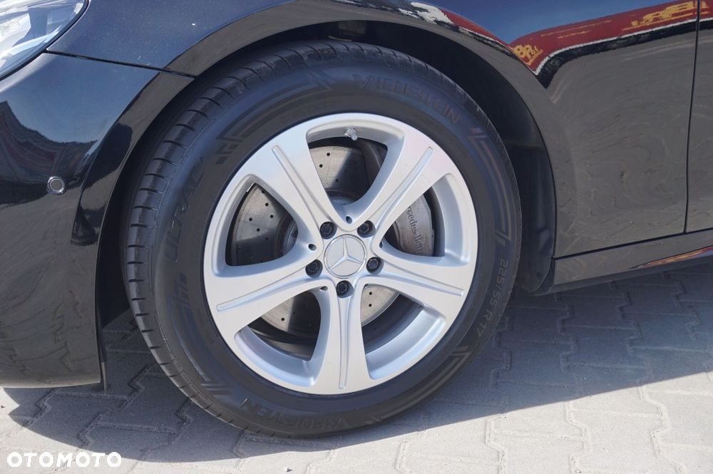 Mercedes-Benz Klasa E - 6