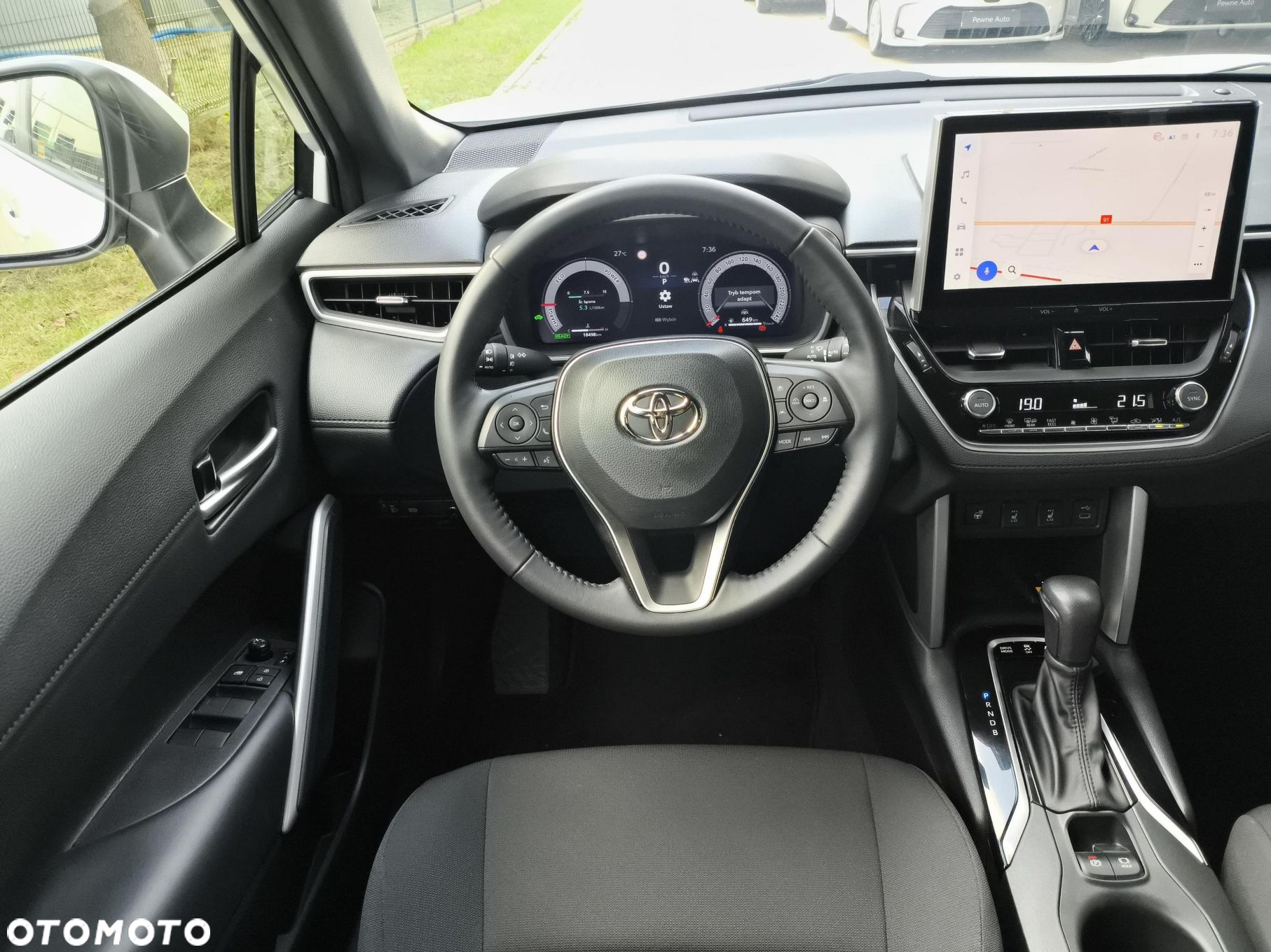 Toyota Corolla Cross 2.0 Hybrid Style - 12