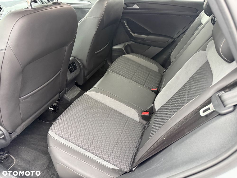 Volkswagen T-Roc 1.5 TSI OPF DSG R-Line - 19