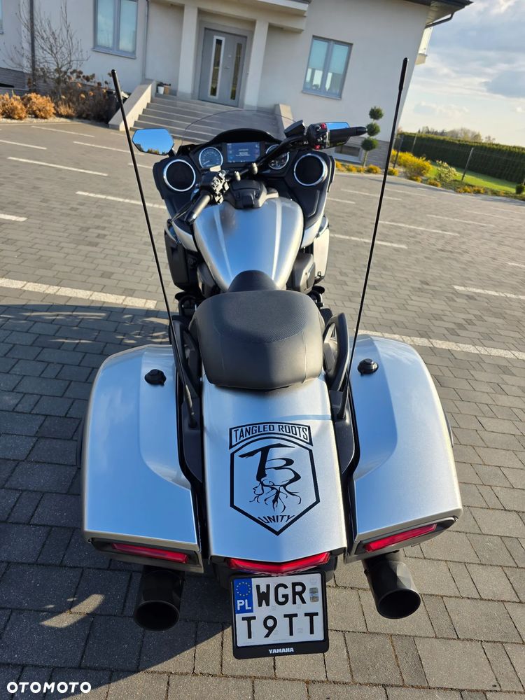 Yamaha XV - 11
