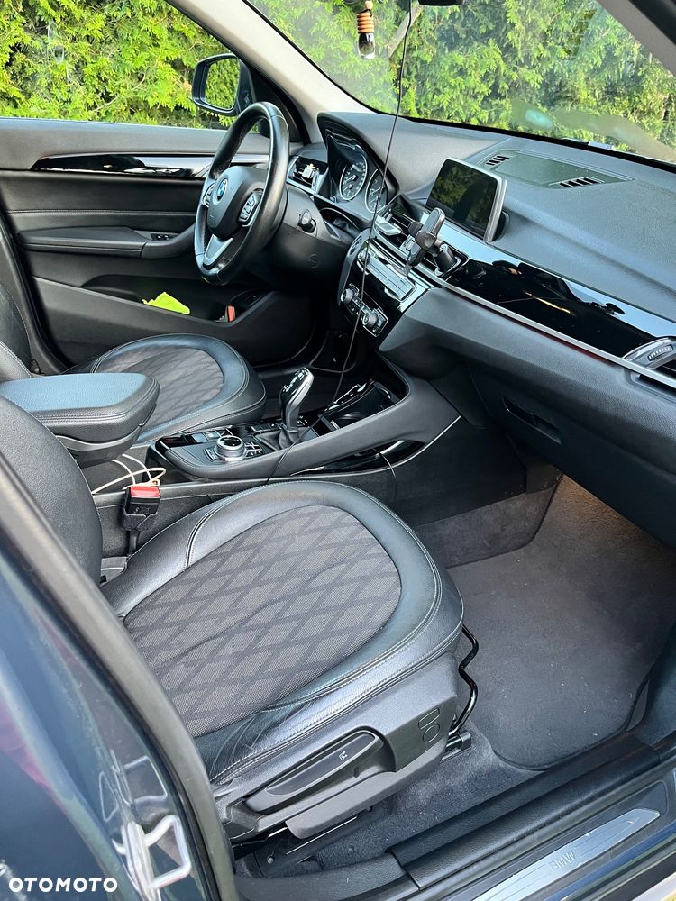 BMW X1 sDrive18i - 13
