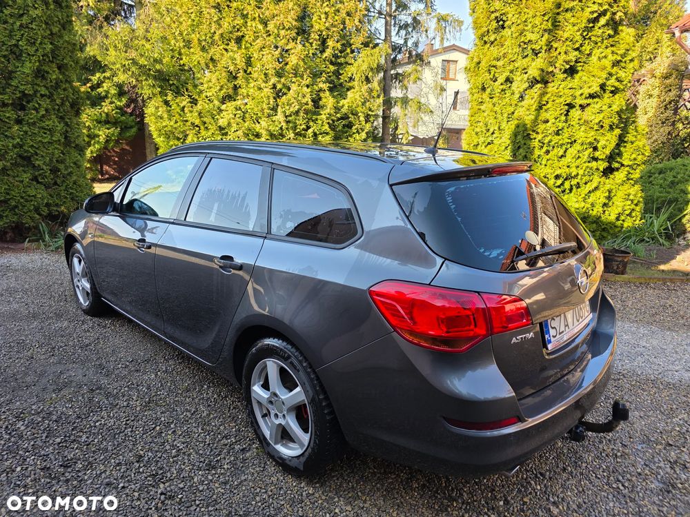 Opel Astra 1.4 Turbo Innovation - 4