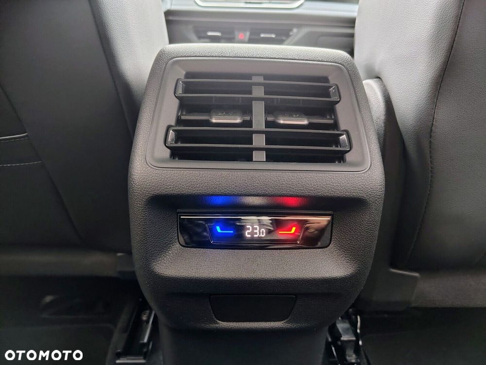 Volkswagen Tiguan - 20