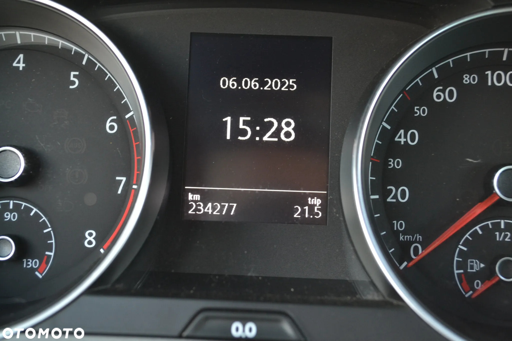 Volkswagen Golf VI 1.2 TSI BlueMot Comfortline - 19
