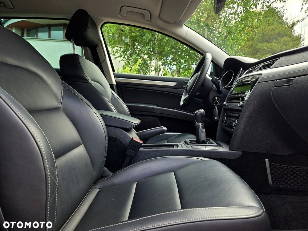 Skoda Superb 2.0 TDI Business - 5