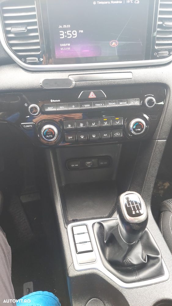 Kia Sportage 1.6 DSL 6MT 4x2 Business Line - 19