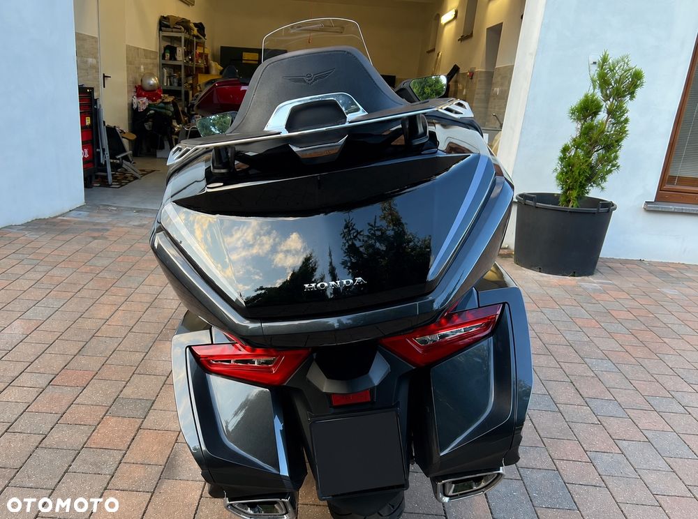 Honda GL - 9