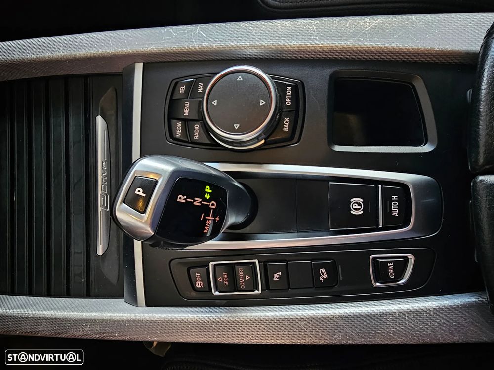 BMW X5 40e xDrive Pack M - 22