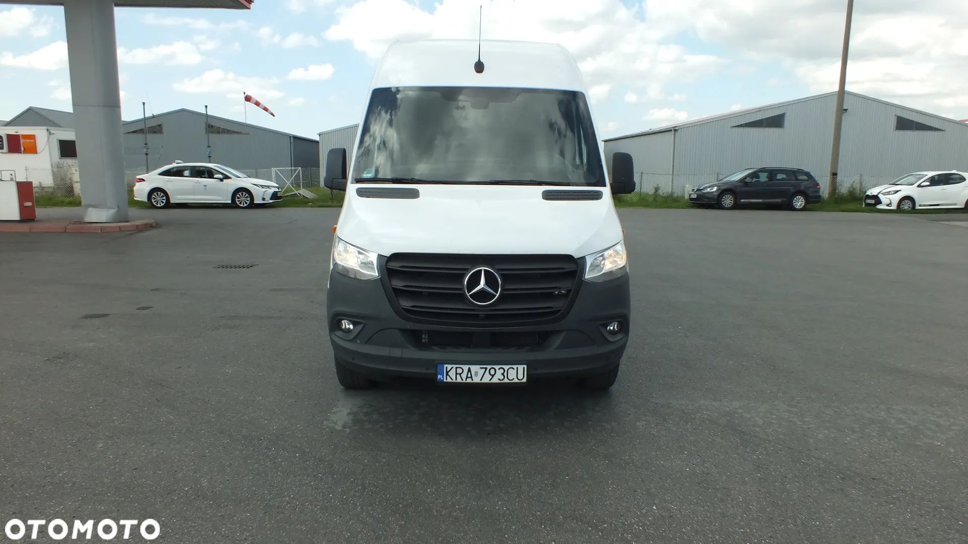 Mercedes-Benz Sprinter - 1
