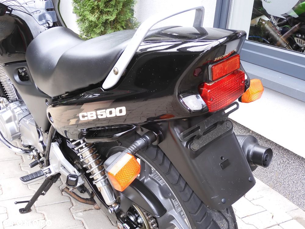 Honda CB - 30