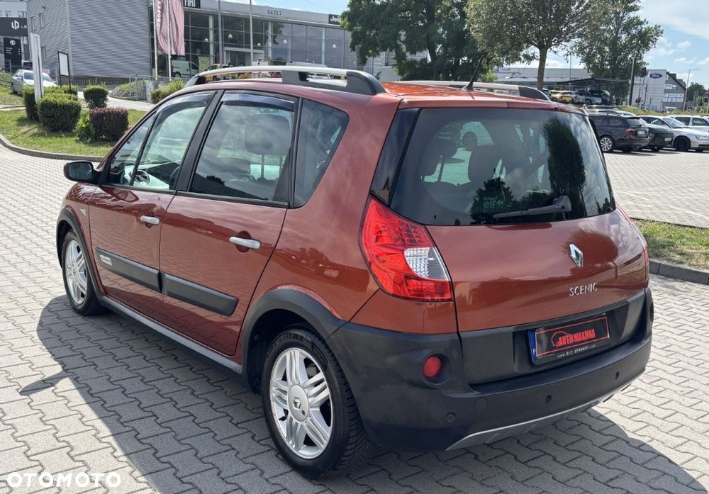 Renault Scenic Conquest - 4