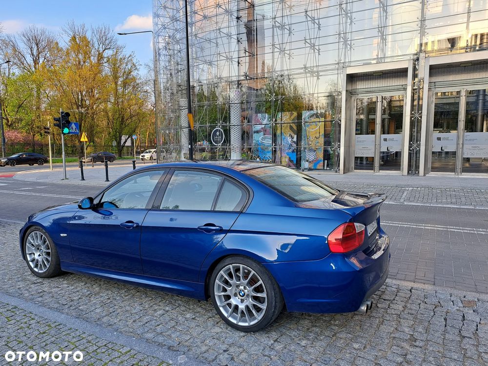 BMW Seria 3 330i - 1