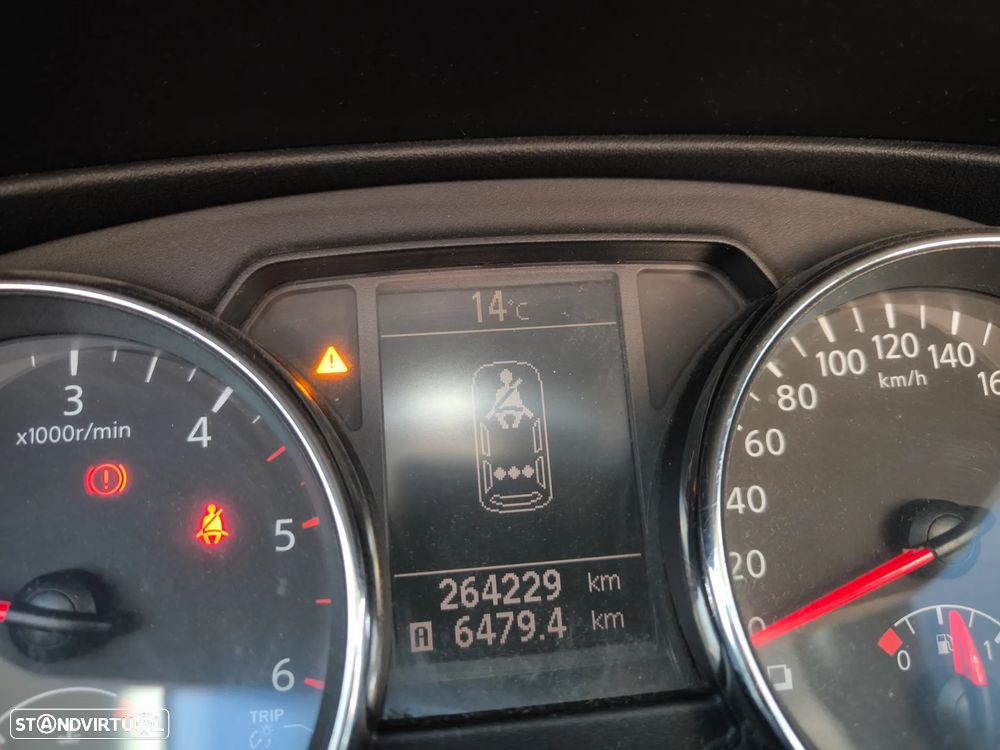 Nissan Qashqai 1.5 dCi Tekna Premium 18 - 2