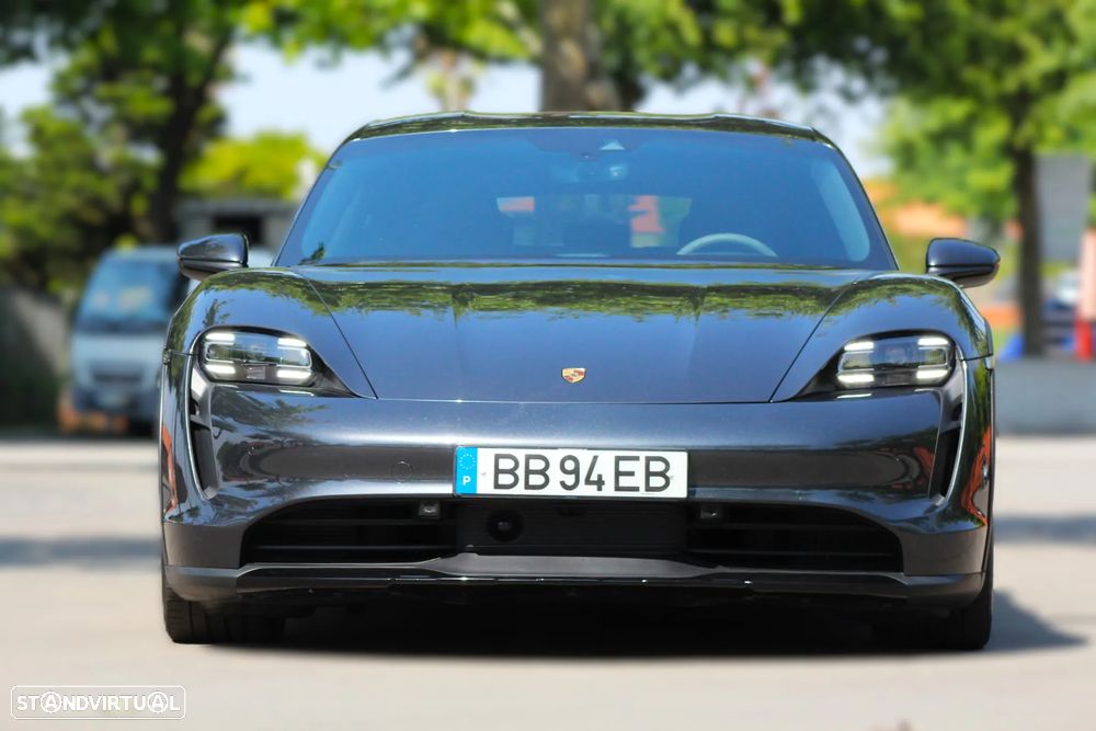 Porsche Taycan Cross Turismo 4 - 4