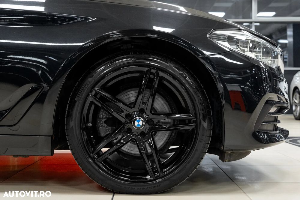 BMW Seria 5 520d Aut. Sport Line - 20