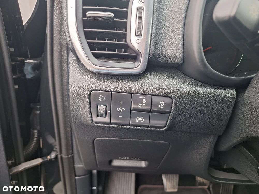 Kia Sportage 1.6 GDI 2WD Vision - 14