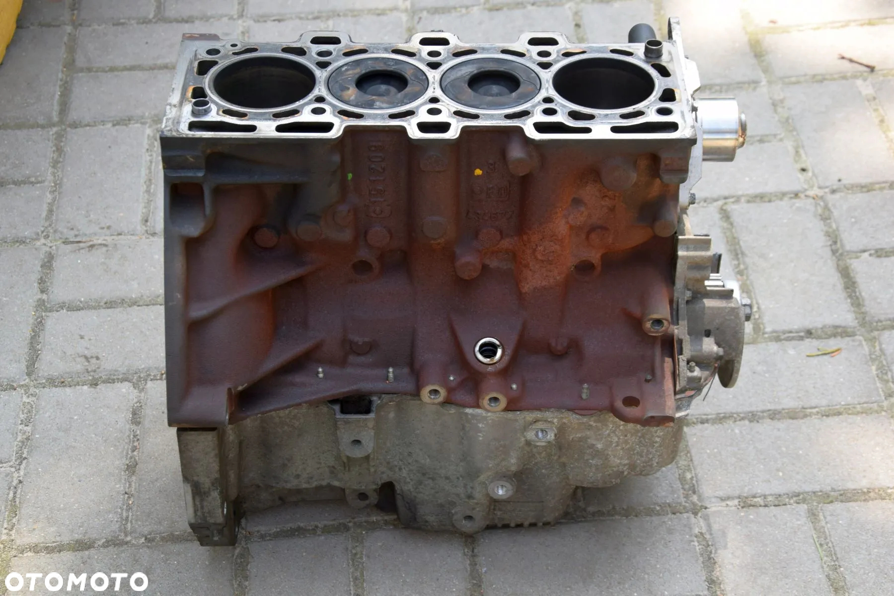 Renault Dół blok Silnika 1.5 DCI K9K Blok Wał Tłoki  89.000km Rozrusznik z przodu - 9