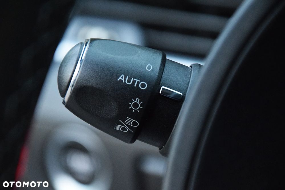 Peugeot 508 BlueHDi FAP 180 Automatik Stop&Start Allure - 38