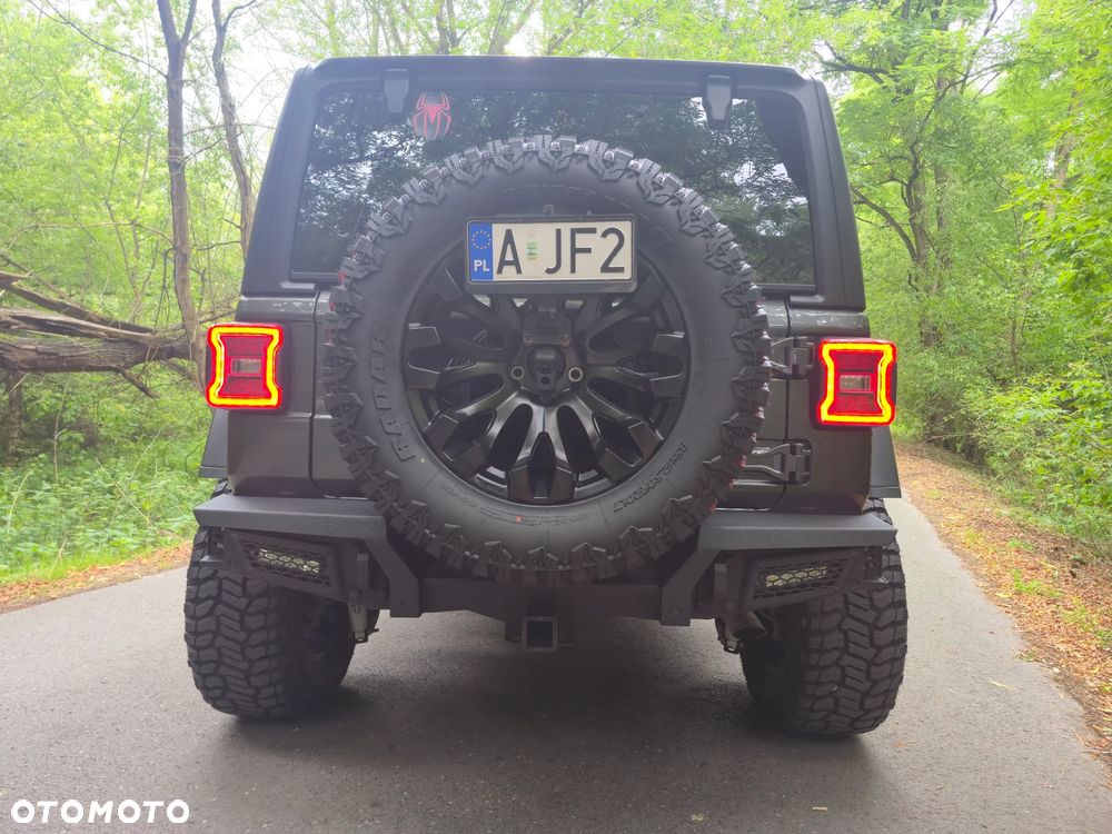 Jeep Wrangler - 9