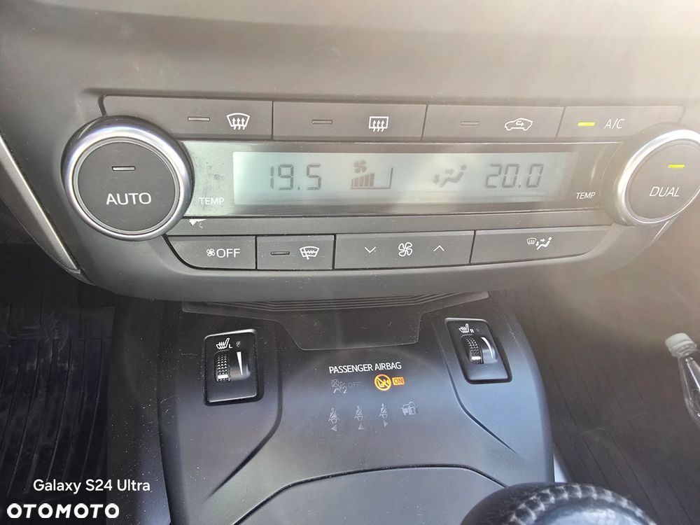 Toyota Avensis 2.0 Prestige MS - 9