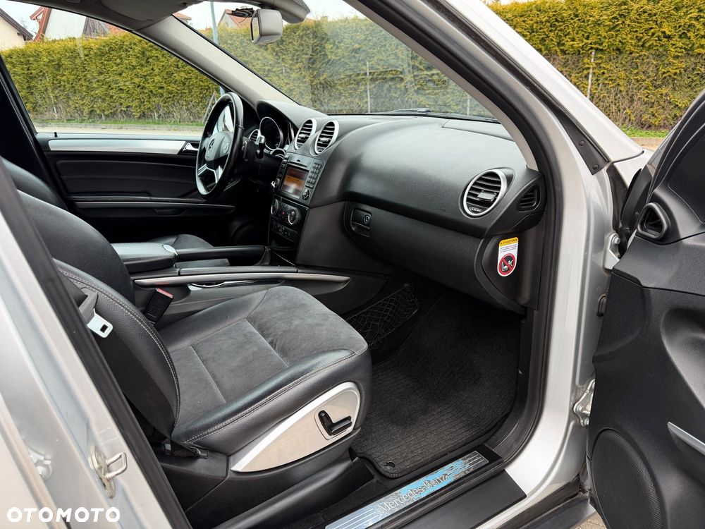 Mercedes-Benz ML - 6