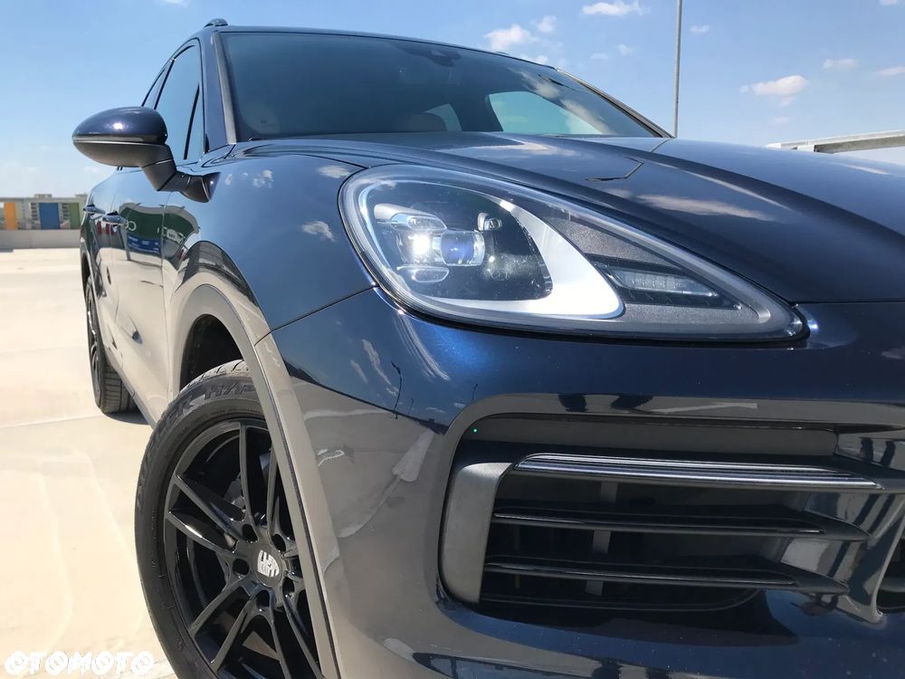 Porsche Cayenne Platinum Edition - 1