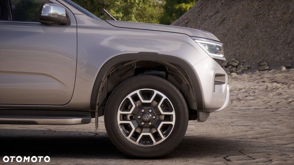 Volkswagen Amarok - 11