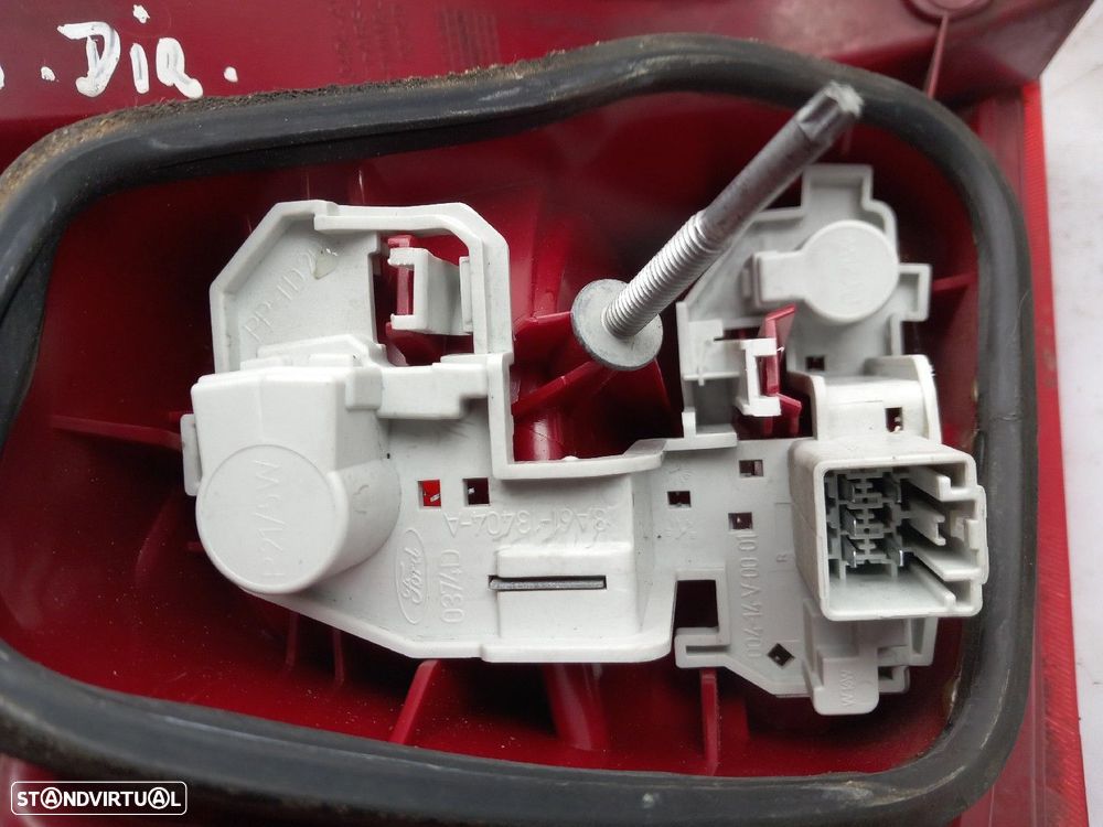 Farolim direito FORD Fiesta VI (CB1, CCN) - 3