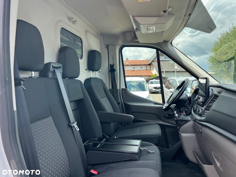 Ford Transit - 41
