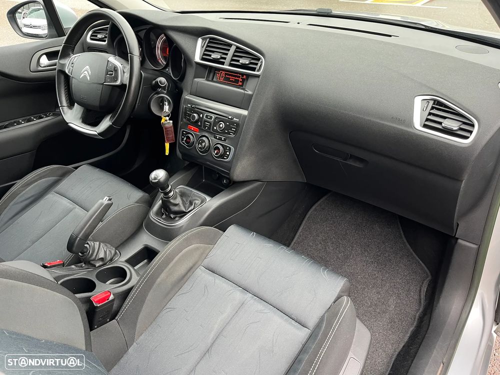 Citroën C4 1.6 e-HDi Air.Exclusive - 17