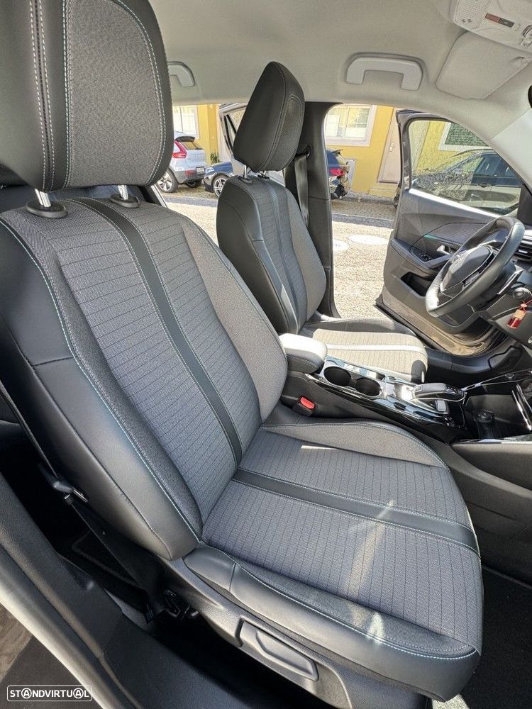 Peugeot 2008 1.2 PureTech Allure Pack EAT8 - 9