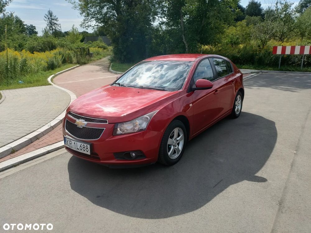 Chevrolet Cruze 1.6 LT - 16