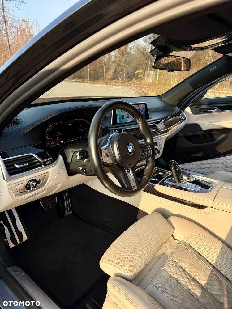 BMW Seria 7 750d xDrive - 24