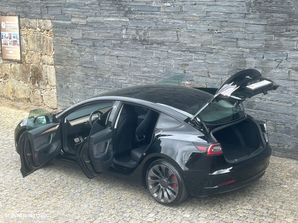 Tesla Model 3 Performance Dual Motor AWD - 29