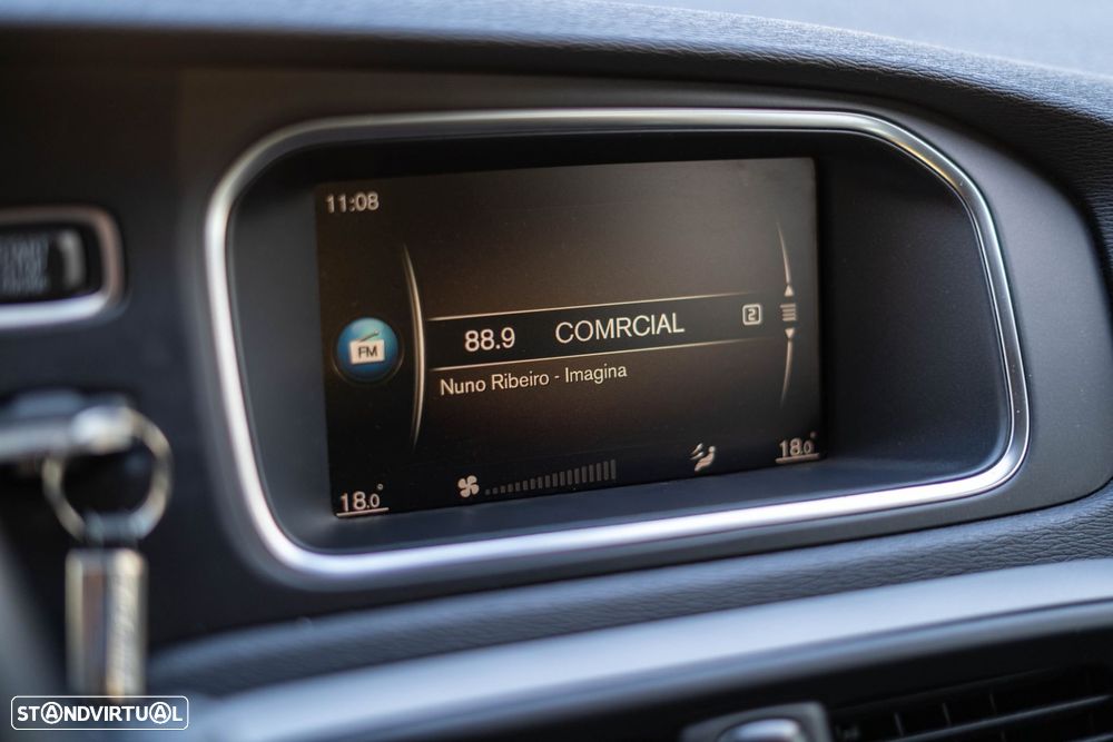 Volvo V40 Cross Country 2.0 D2 Kinetic - 17