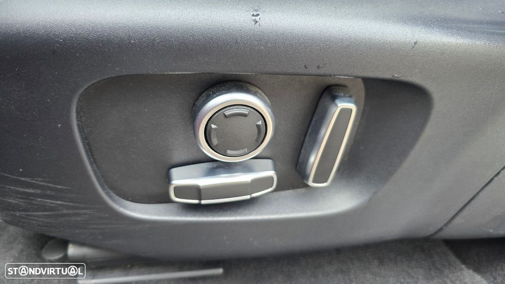 Land Rover Range Rover Evoque - 46