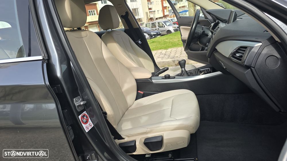 BMW 116 d Line Urban - 25